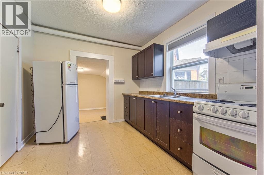 Multi-family for sale at 217 LANCASTER Street E, Central Frederick, Kitchener, Ontario, photo 10