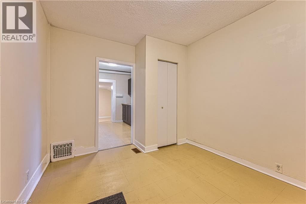 Multi-family for sale at 217 LANCASTER Street E, Central Frederick, Kitchener, Ontario, photo 9