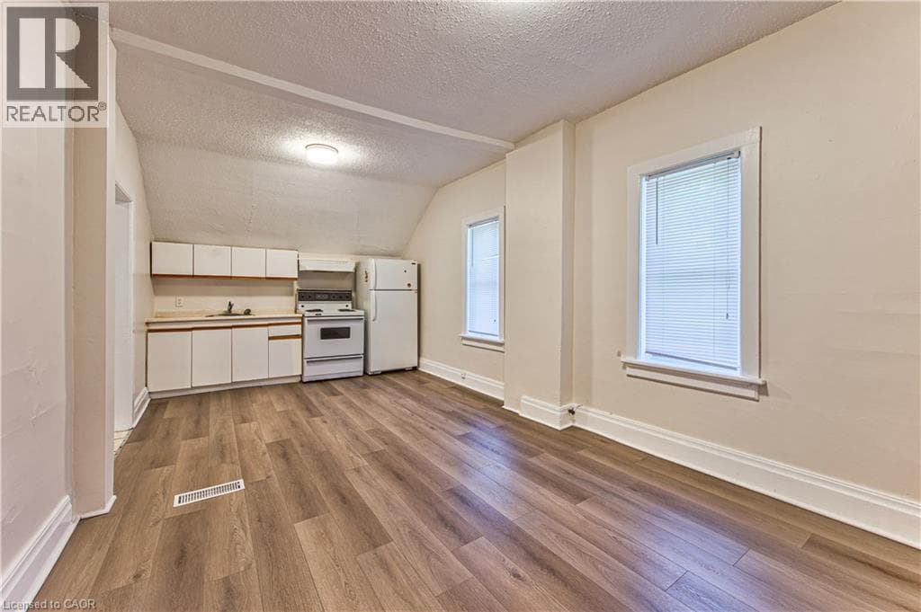 Multi-family for sale at 217 LANCASTER Street E, Central Frederick, Kitchener, Ontario, photo 16