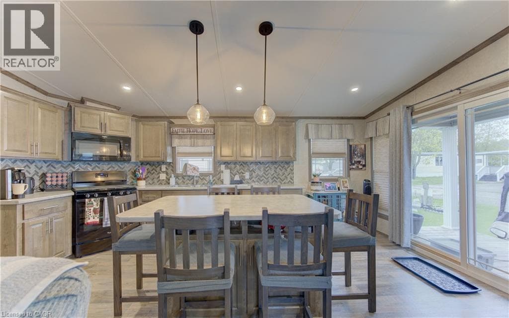 Detached for sale at 580 BEAVER CREEK Road Unit# 235, Laurelwood, Waterloo, Ontario, photo 4