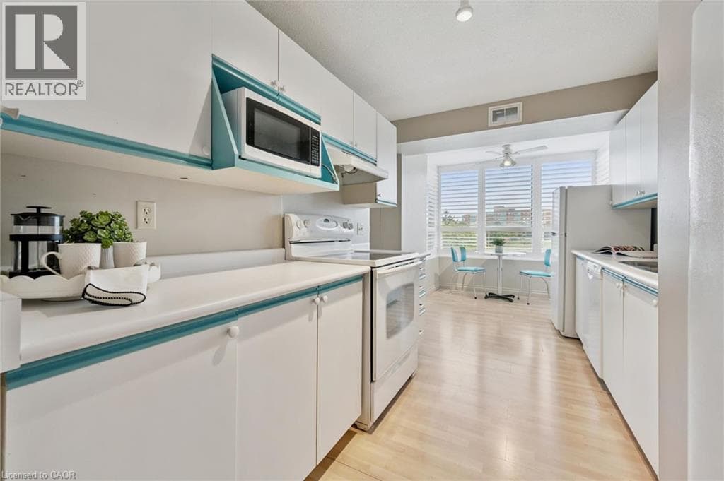 Apartment for sale at 30 BLUE SPRINGS Drive Unit# 307, Lincoln Heights, Waterloo, Ontario, photo 13