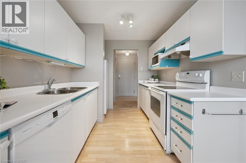 Apartment for sale at 30 BLUE SPRINGS Drive Unit# 307, Lincoln Heights, Waterloo, Ontario, photo 17