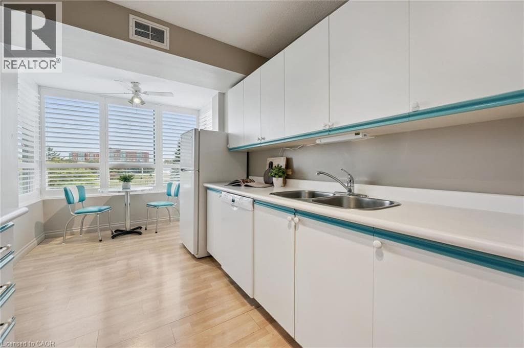 Apartment for sale at 30 BLUE SPRINGS Drive Unit# 307, Lincoln Heights, Waterloo, Ontario, photo 14
