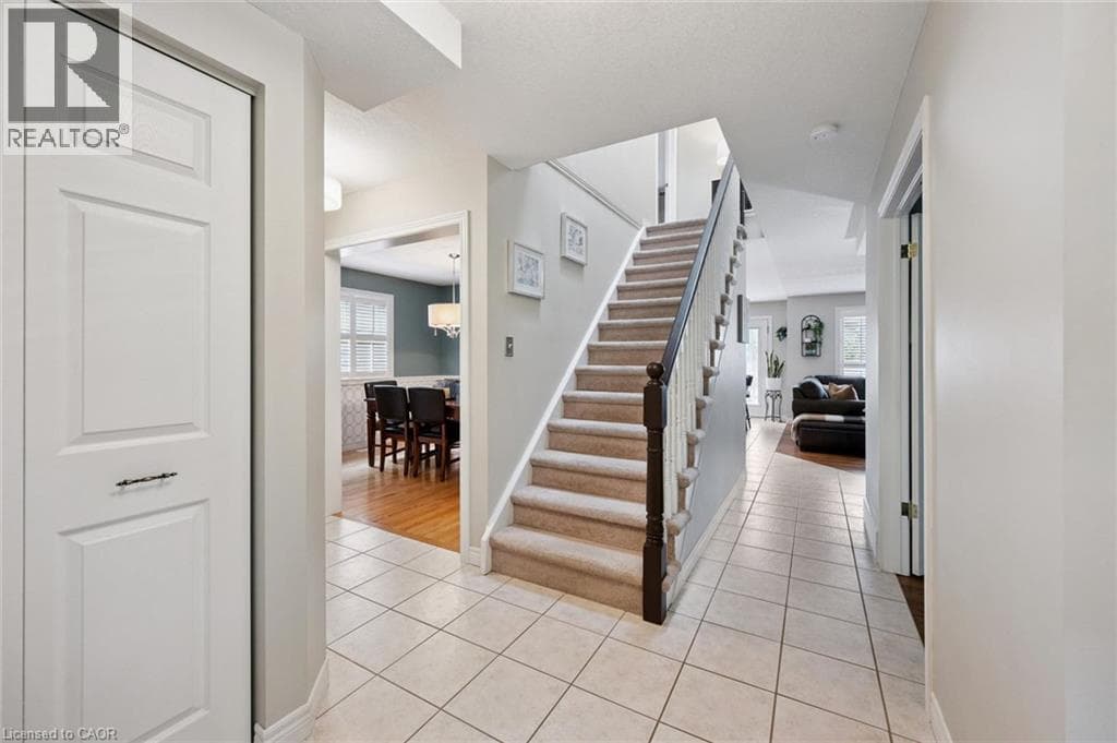 Detached for sale at 60 COUNTRY CLUB Drive, Shades Mills, Cambridge, Ontario, photo 5