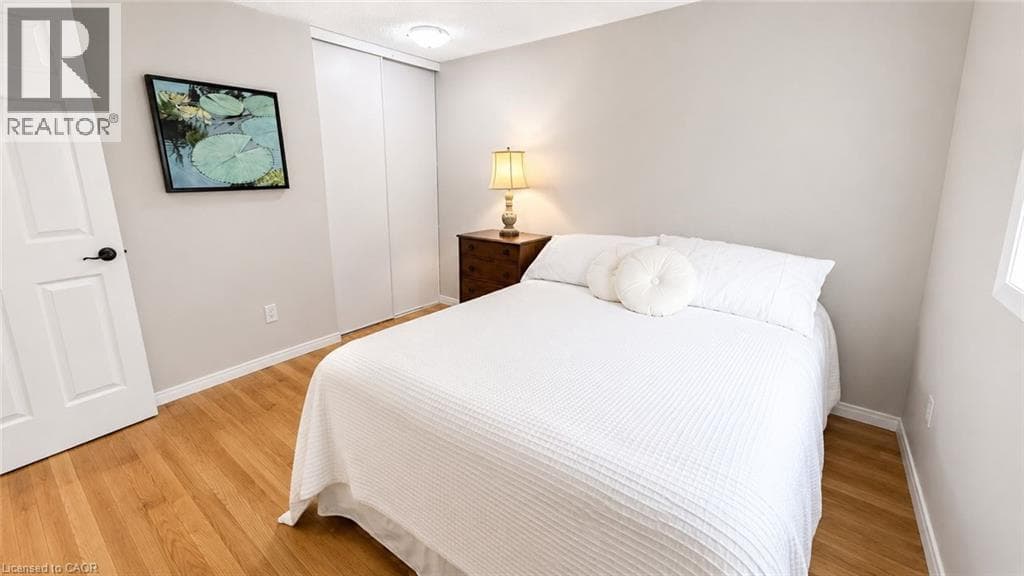 Detached for sale at 240 STOKE Drive, Highland West, Kitchener, Ontario, photo 14