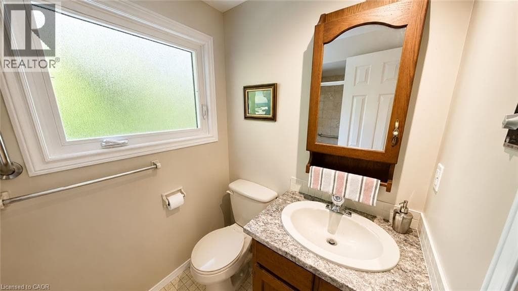 Detached for sale at 240 STOKE Drive, Highland West, Kitchener, Ontario, photo 15