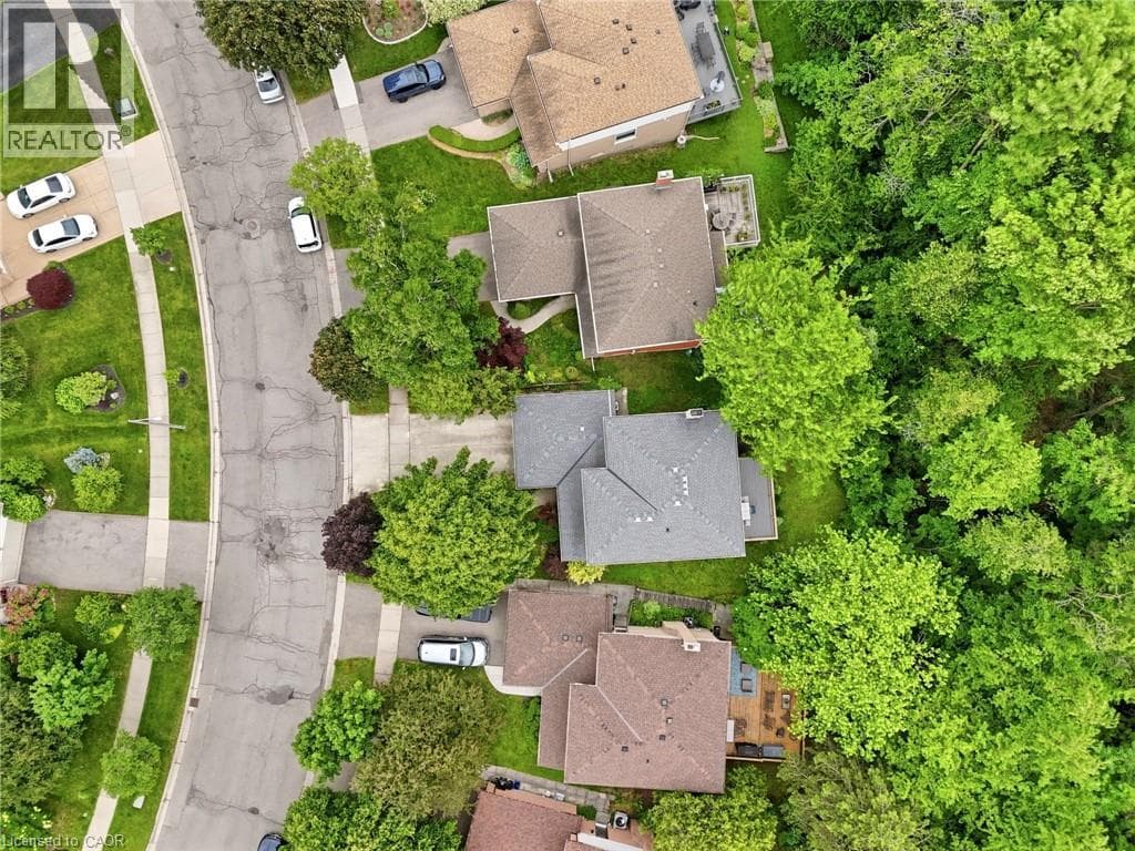 Detached for sale at 240 STOKE Drive, Highland West, Kitchener, Ontario, photo 37