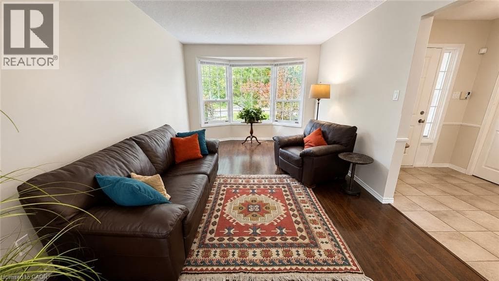 Detached for sale at 240 STOKE Drive, Highland West, Kitchener, Ontario, photo 4