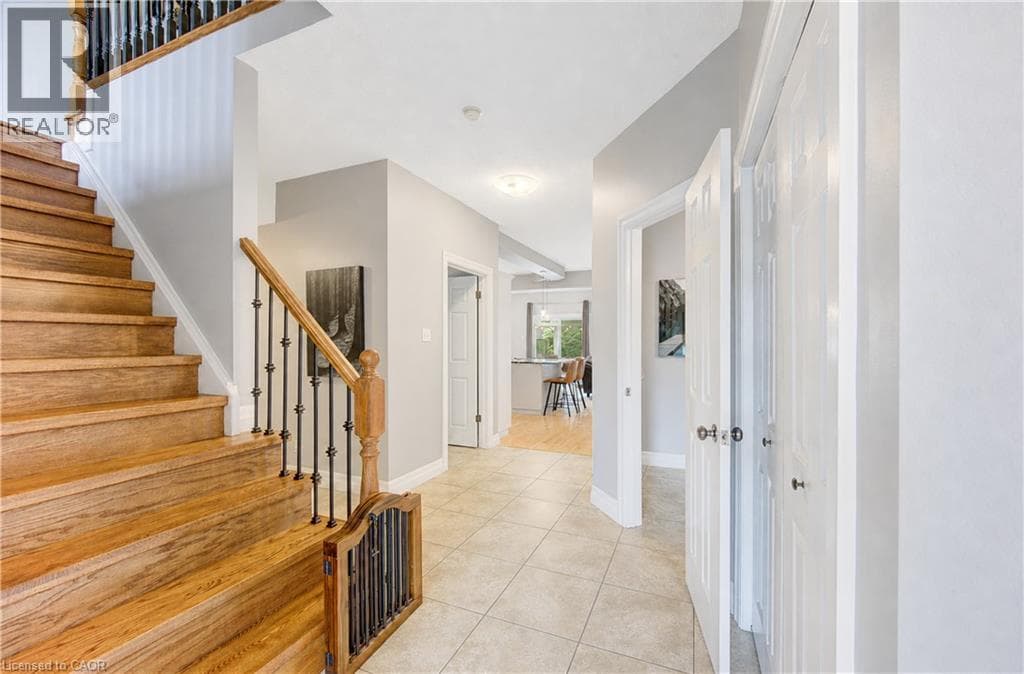 Detached for sale at 231 STEEPLERIDGE Street, Doon South, Kitchener, Ontario, photo 4