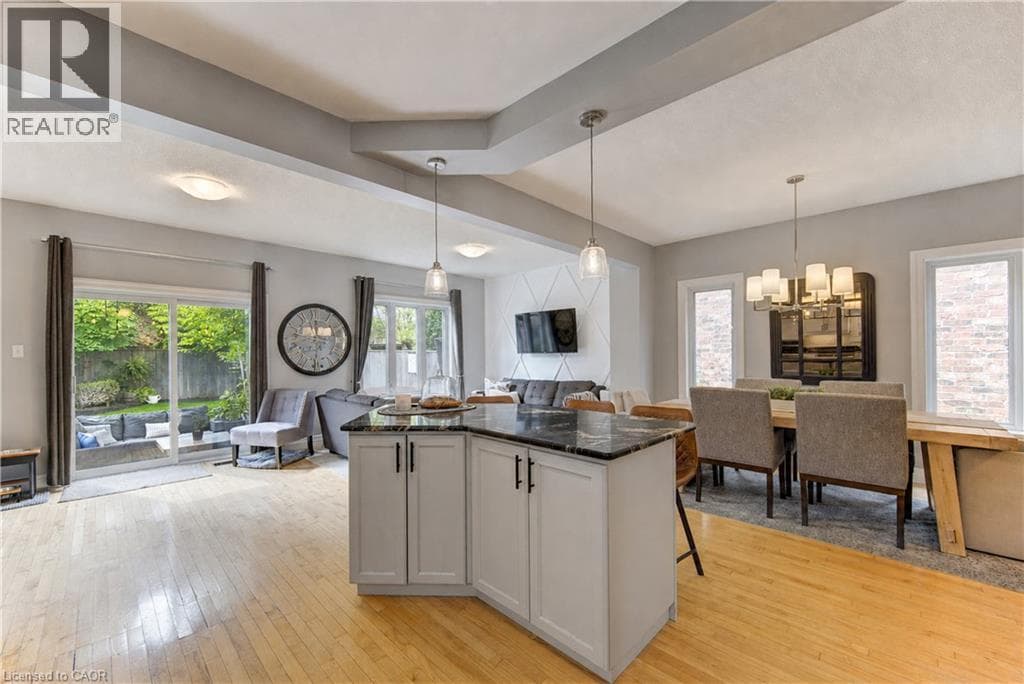 Detached for sale at 231 STEEPLERIDGE Street, Doon South, Kitchener, Ontario, photo 11