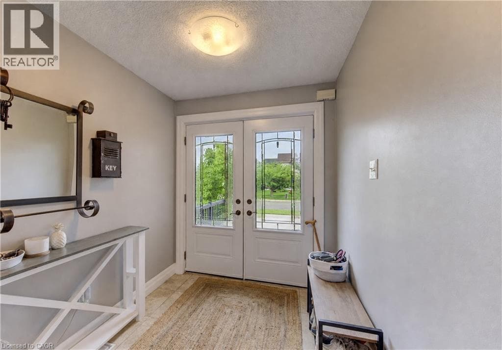 Detached for sale at 231 STEEPLERIDGE Street, Doon South, Kitchener, Ontario, photo 3