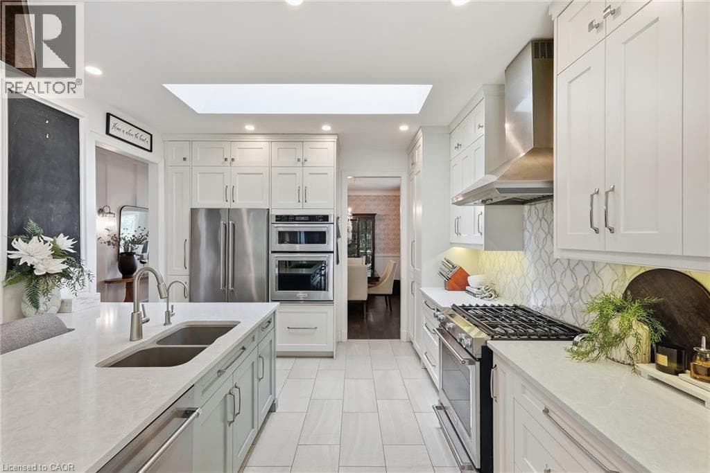 Detached for sale at 15 EVERWOOD Run, Doon South, Kitchener, Ontario, photo 12