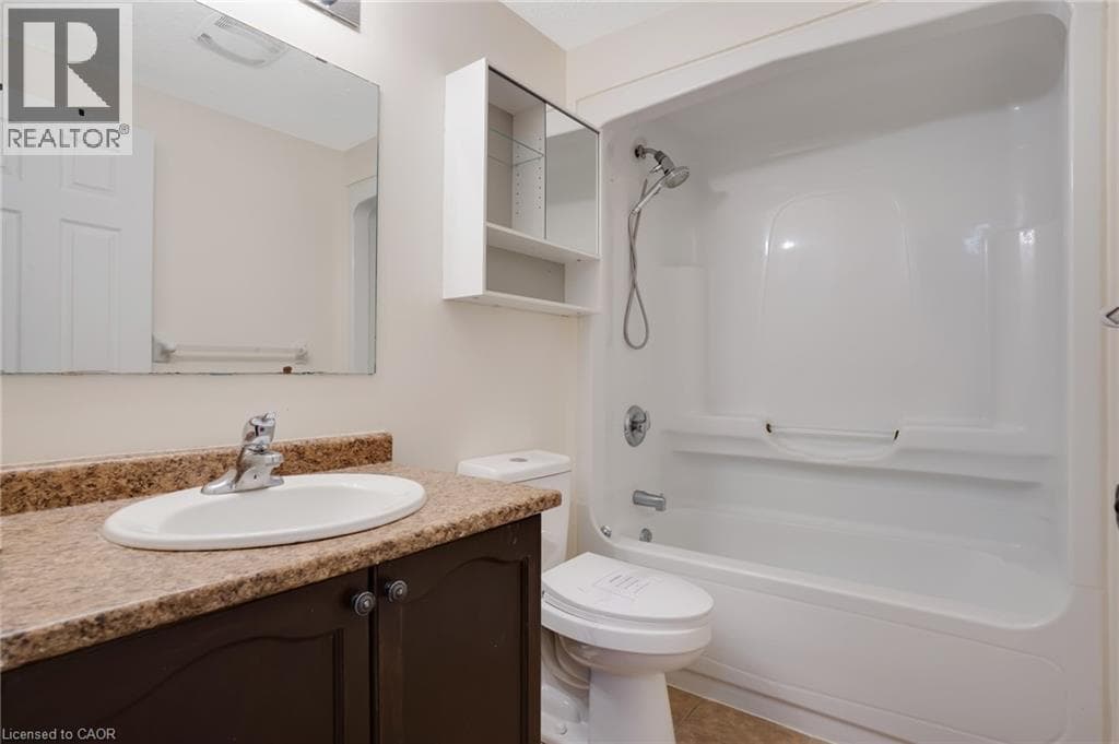 Townhouse for sale at 310 FALLOWFIELD Drive, Country Hills East, Kitchener, Ontario, photo 15