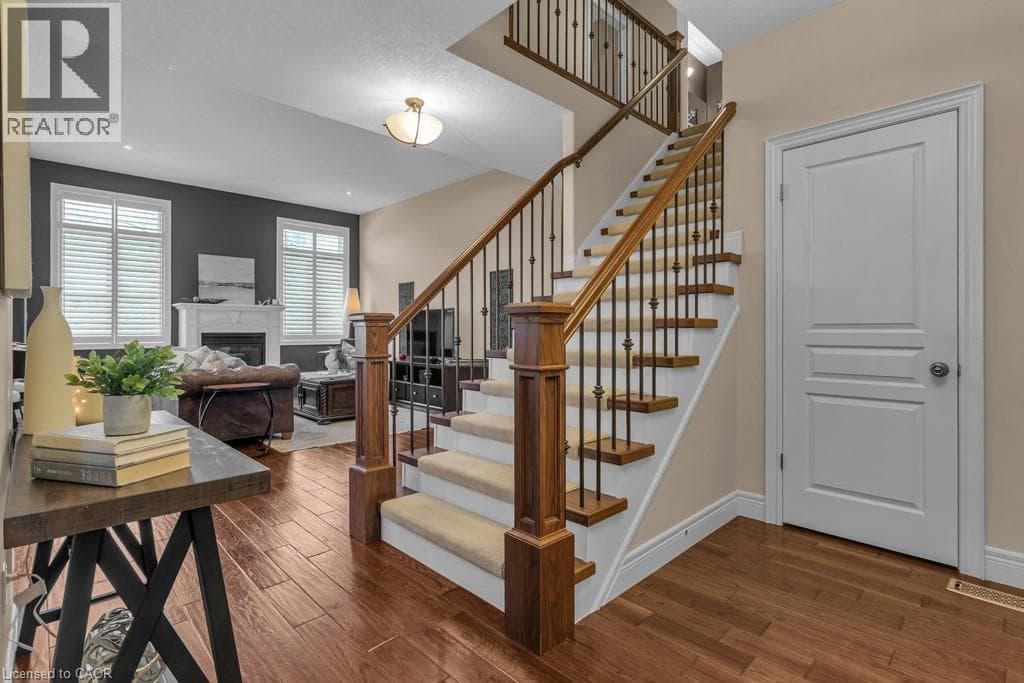 Detached for sale at 211 TERRACE WOOD Crescent, Pioneer Tower West, Kitchener, Ontario, photo 7