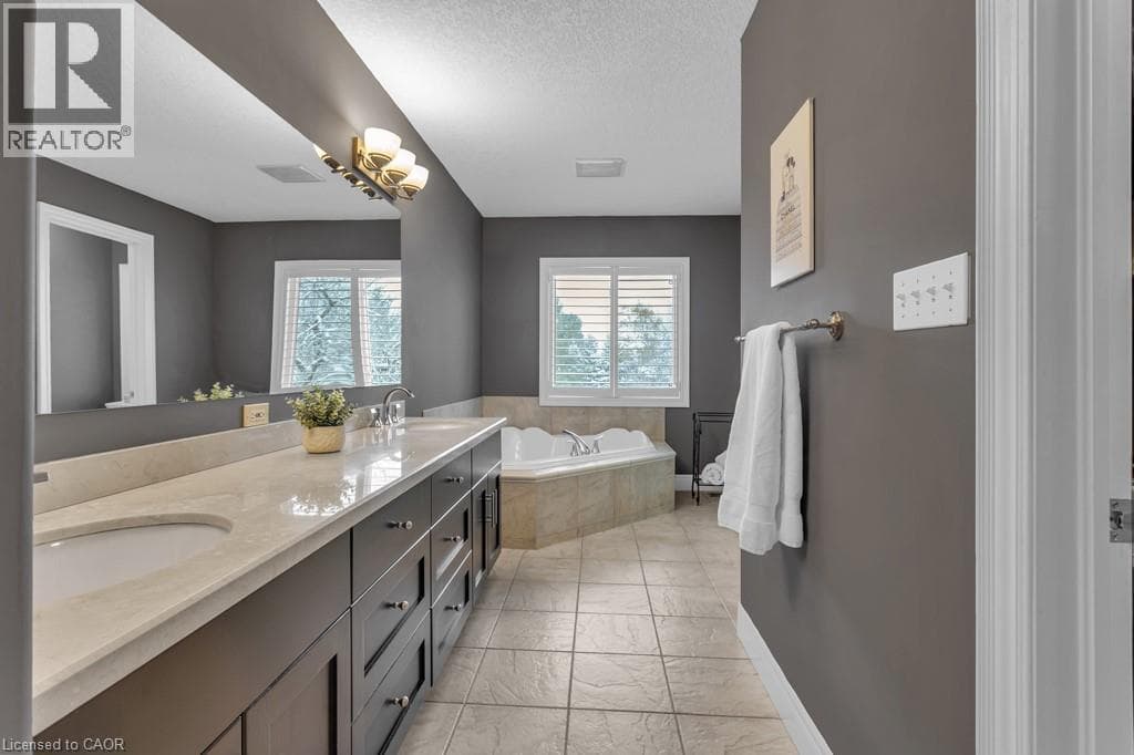 Detached for sale at 211 TERRACE WOOD Crescent, Pioneer Tower West, Kitchener, Ontario, photo 29