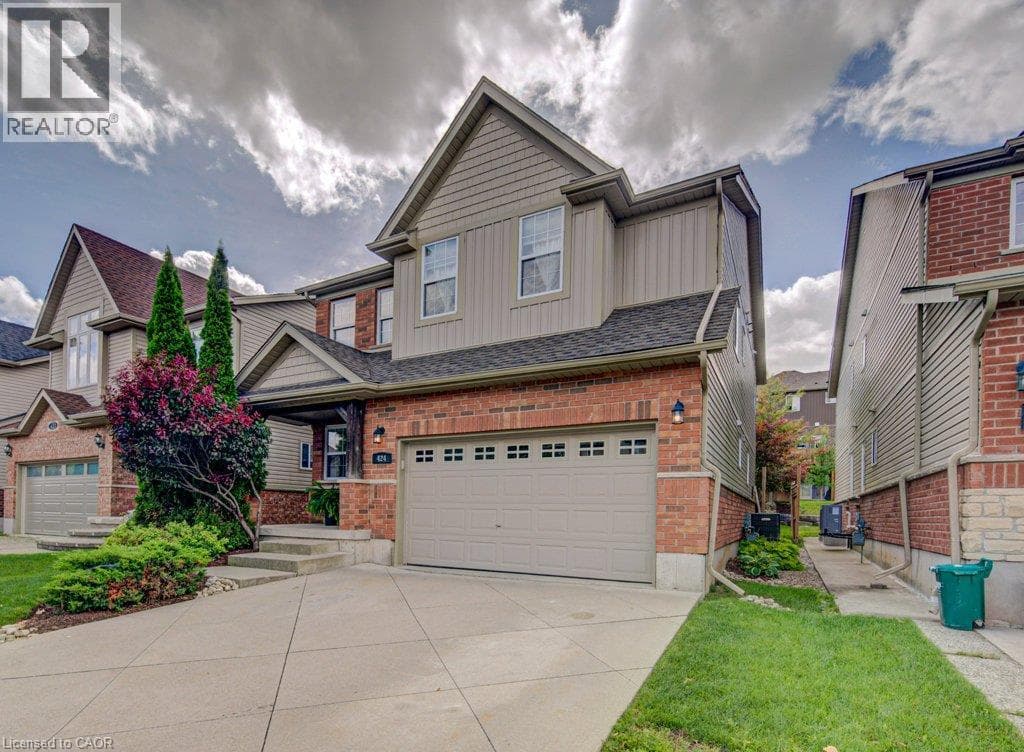 Detached for sale at 424 SAUVE Crescent, Clair Hills, Waterloo, Ontario, photo 2