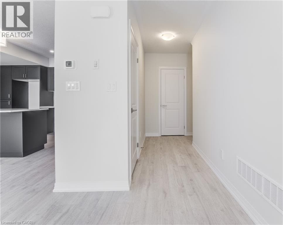 Townhouse for sale at 27 URBANE Boulevard, Laurentian West, Kitchener, Ontario, photo 6