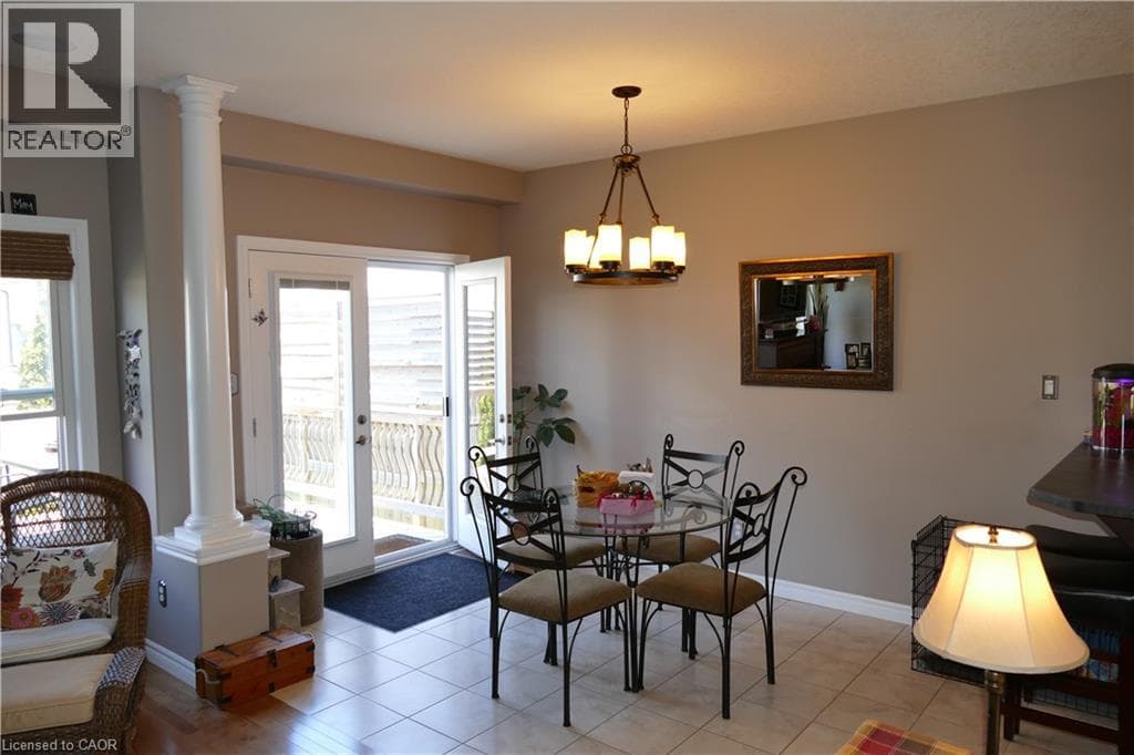 Detached for sale at 466 SIENNA Crescent, Huron Park, Kitchener, Ontario, photo 3