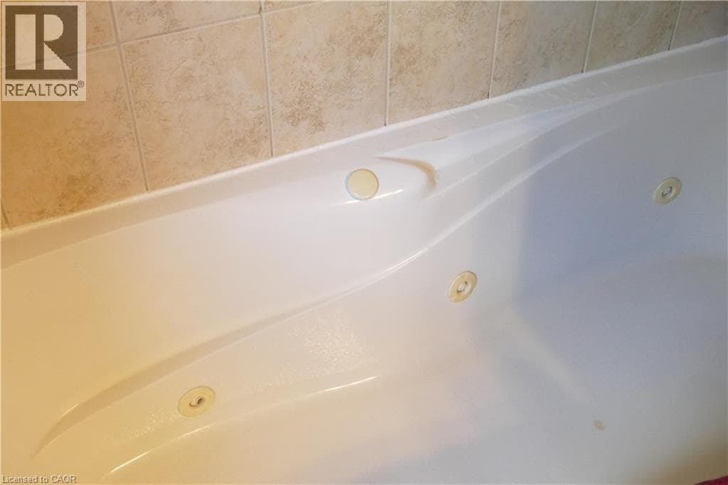Detached for sale at 466 SIENNA Crescent, Huron Park, Kitchener, Ontario, photo 12