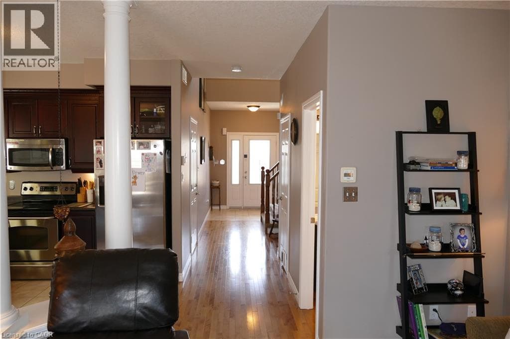 Detached for sale at 466 SIENNA Crescent, Huron Park, Kitchener, Ontario, photo 6