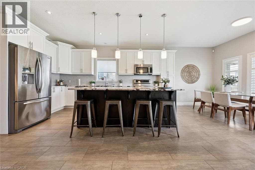 Detached for sale at 941 EDEN OAK Court, Grand River South, Kitchener, Ontario, photo 13