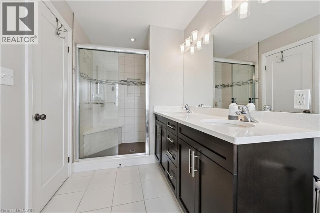 Detached for sale at 941 EDEN OAK Court, Grand River South, Kitchener, Ontario, photo 26
