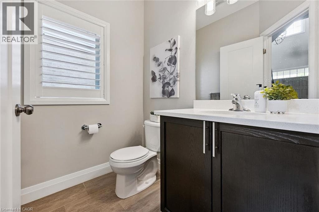 Detached for sale at 941 EDEN OAK Court, Grand River South, Kitchener, Ontario, photo 7