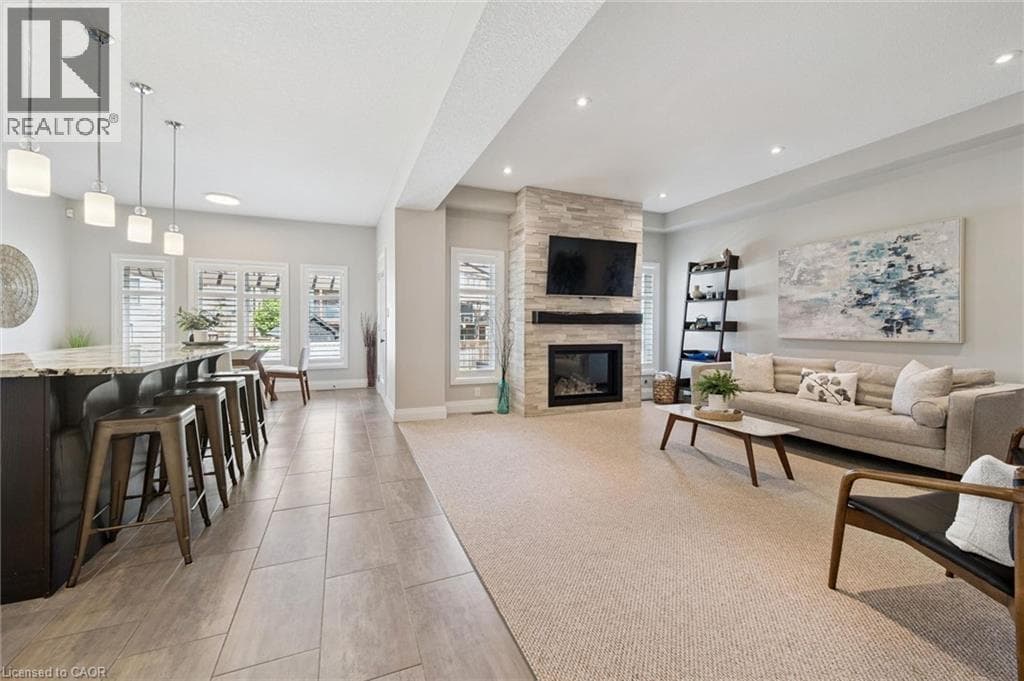Detached for sale at 941 EDEN OAK Court, Grand River South, Kitchener, Ontario, photo 8