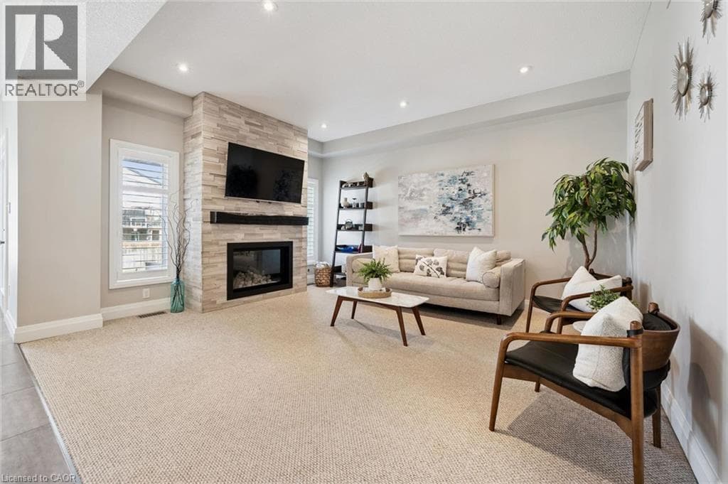 Detached for sale at 941 EDEN OAK Court, Grand River South, Kitchener, Ontario, photo 9