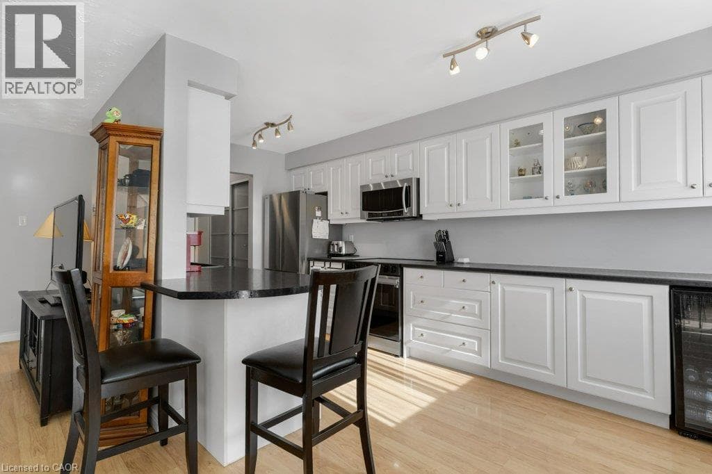 Apartment for sale at 320 TRAYNOR Avenue Unit# 1, Vanier, Kitchener, Ontario, photo 7