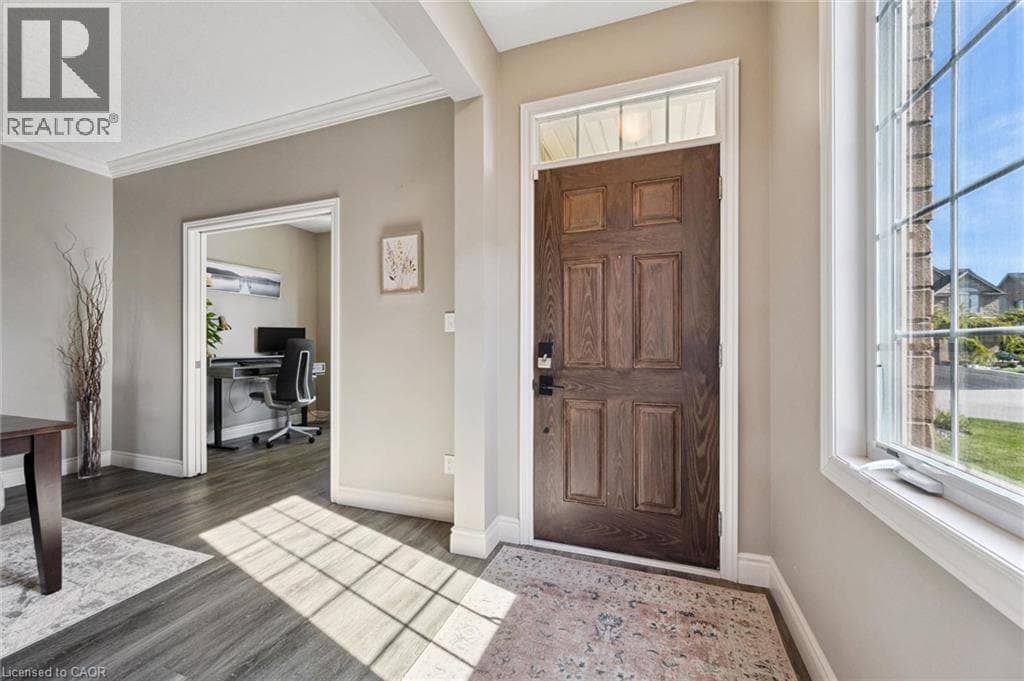 Detached for sale at 31 ZADUK Court, Conestogo, Woolwich, Ontario, photo 5