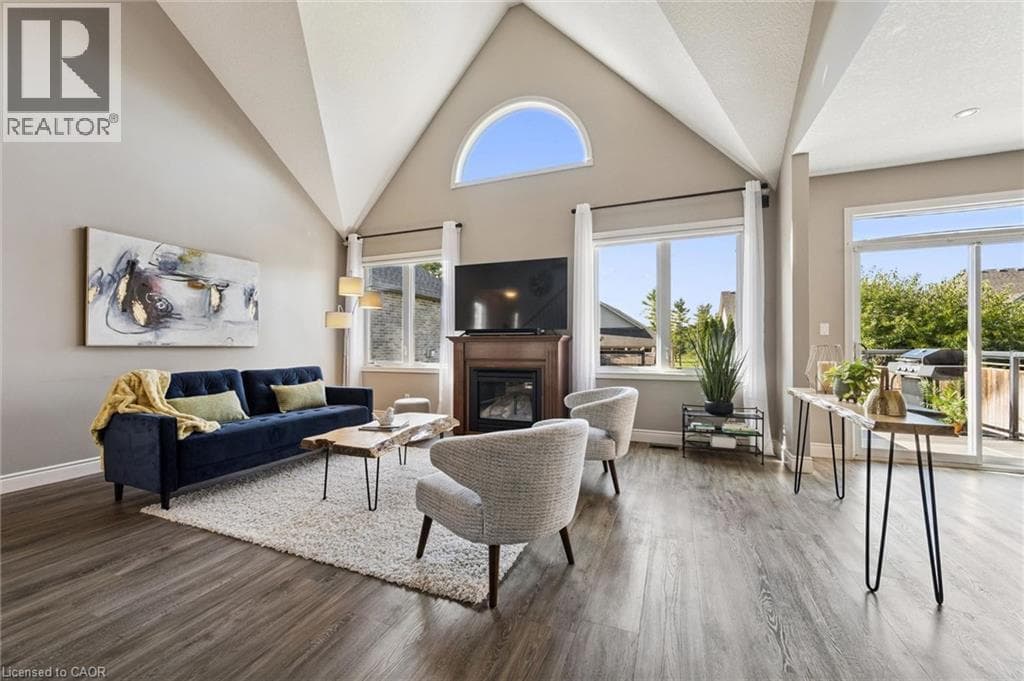 Detached for sale at 31 ZADUK Court, Conestogo, Woolwich, Ontario, photo 12