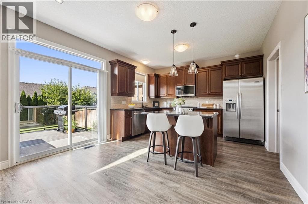 Detached for sale at 31 ZADUK Court, Conestogo, Woolwich, Ontario, photo 15