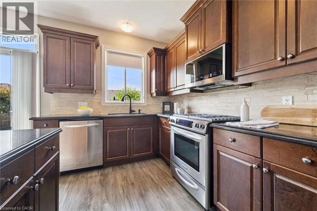 Detached for sale at 31 ZADUK Court, Conestogo, Woolwich, Ontario, photo 17