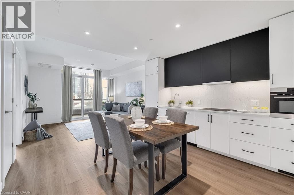 Apartment for sale at 741 KING Street W Unit# 306, Midtown, Kitchener, Ontario, photo 2