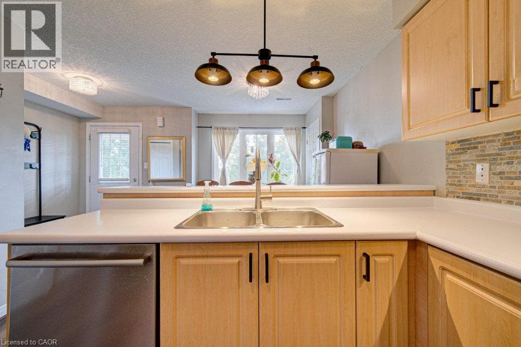 Townhouse for sale at 50 HOWE Drive Unit# 19A, Laurentian Hills, Kitchener, Ontario, photo 11