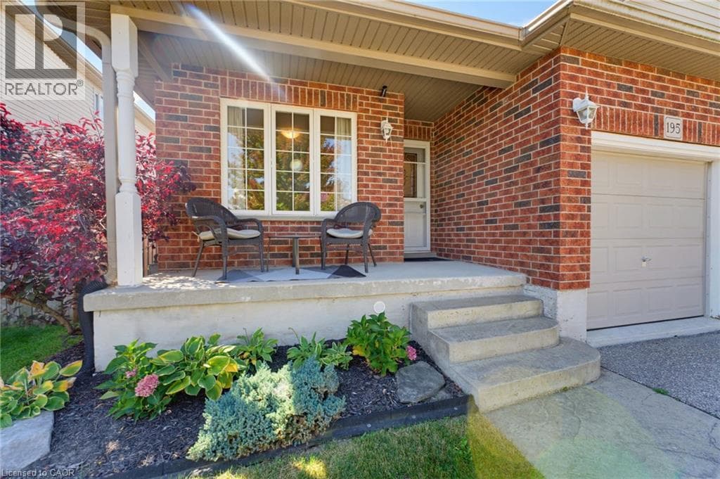 Semi-detached for sale at 195 BRENNEMAN Drive, Baden, Wilmot, Ontario, photo 3