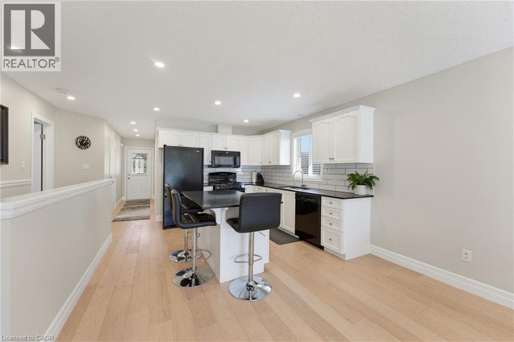 Semi-detached for sale at 195 BRENNEMAN Drive, Baden, Wilmot, Ontario, photo 6