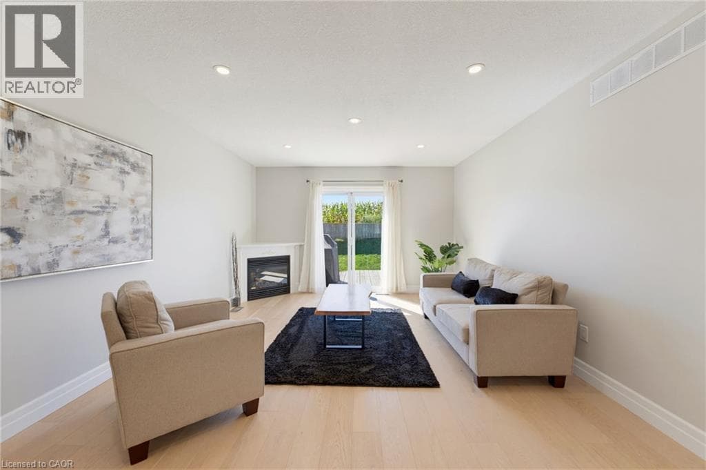Semi-detached for sale at 195 BRENNEMAN Drive, Baden, Wilmot, Ontario, photo 9