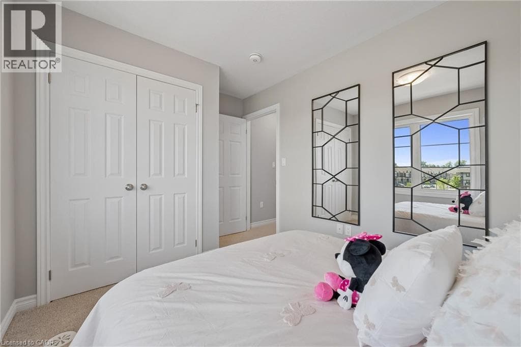 Townhouse for sale at 8 OAT Lane, Huron Park, Kitchener, Ontario, photo 23