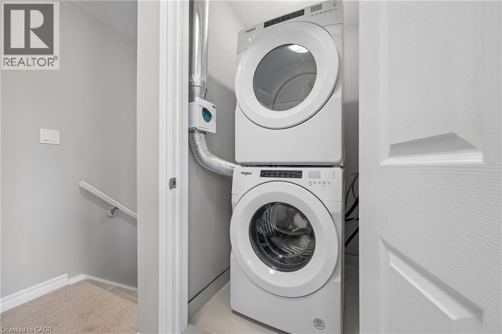 Townhouse for sale at 8 OAT Lane, Huron Park, Kitchener, Ontario, photo 31