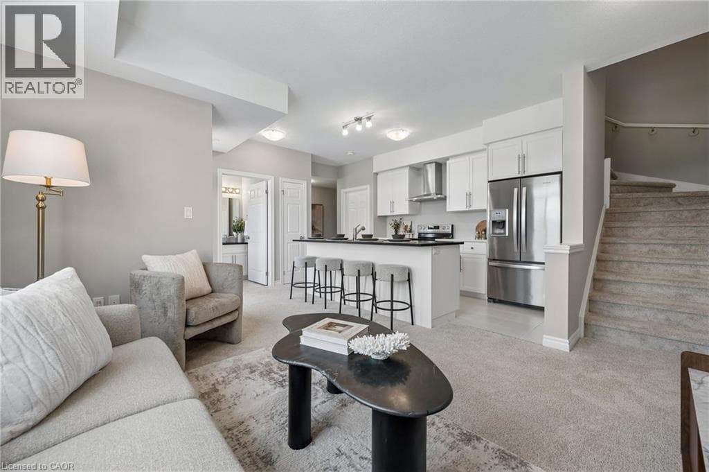 Townhouse for sale at 8 OAT Lane, Huron Park, Kitchener, Ontario, photo 10