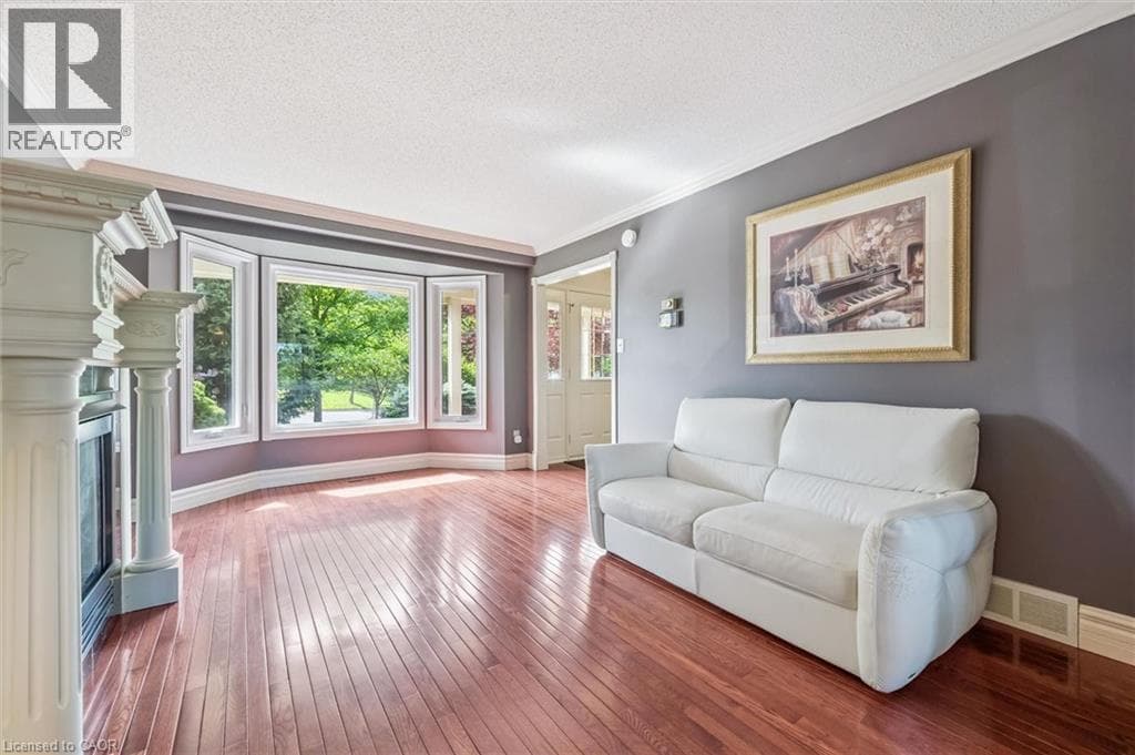 Detached for sale at 21 TINATAWA Court, Chicopee, Kitchener, Ontario, photo 4