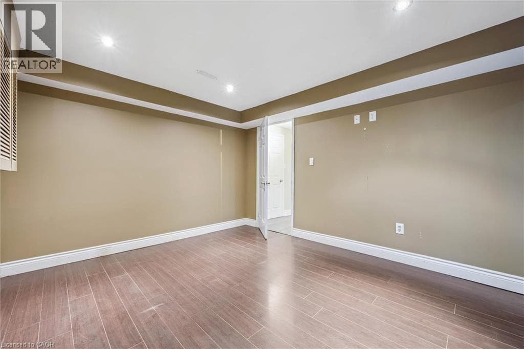 Detached for sale at 21 TINATAWA Court, Chicopee, Kitchener, Ontario, photo 29
