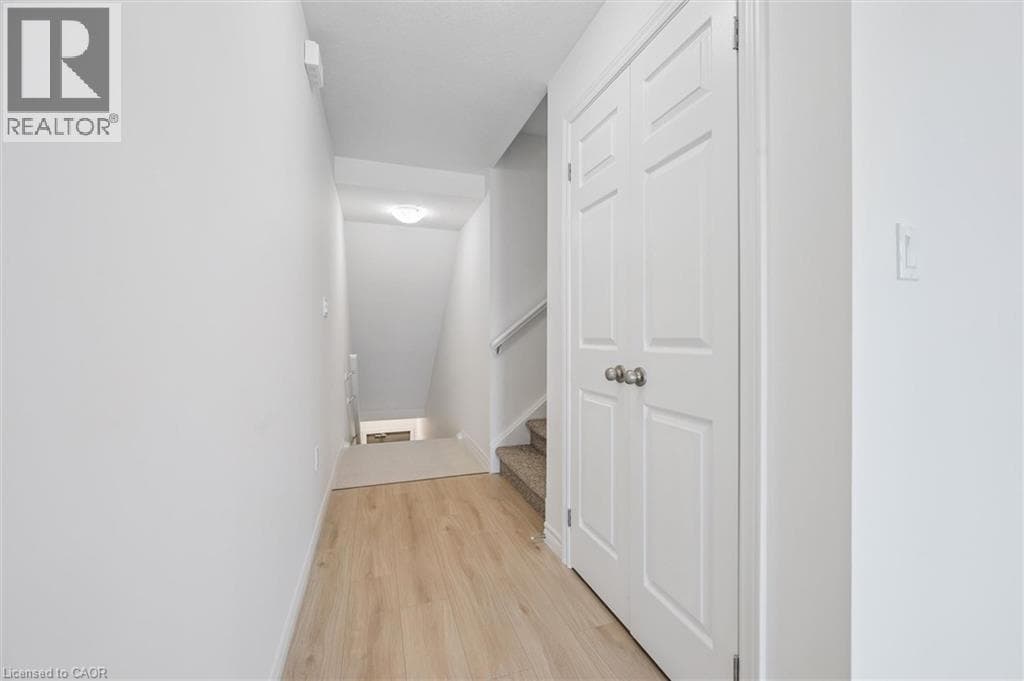 Townhouse for sale at 43 LOMOND Lane, Huron Park, Kitchener, Ontario, photo 4