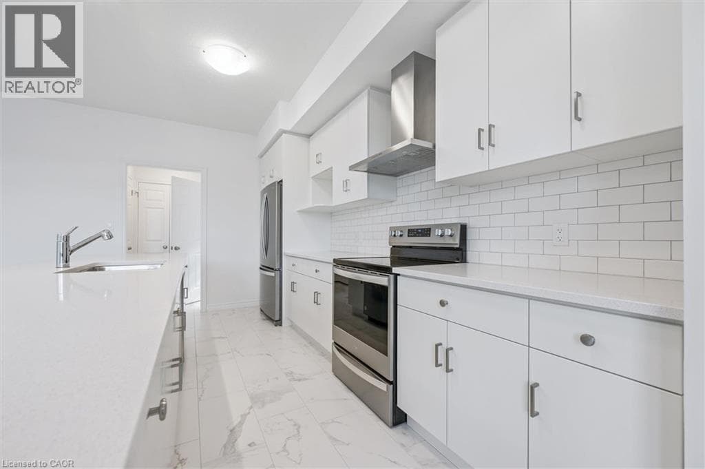 Townhouse for sale at 43 LOMOND Lane, Huron Park, Kitchener, Ontario, photo 12