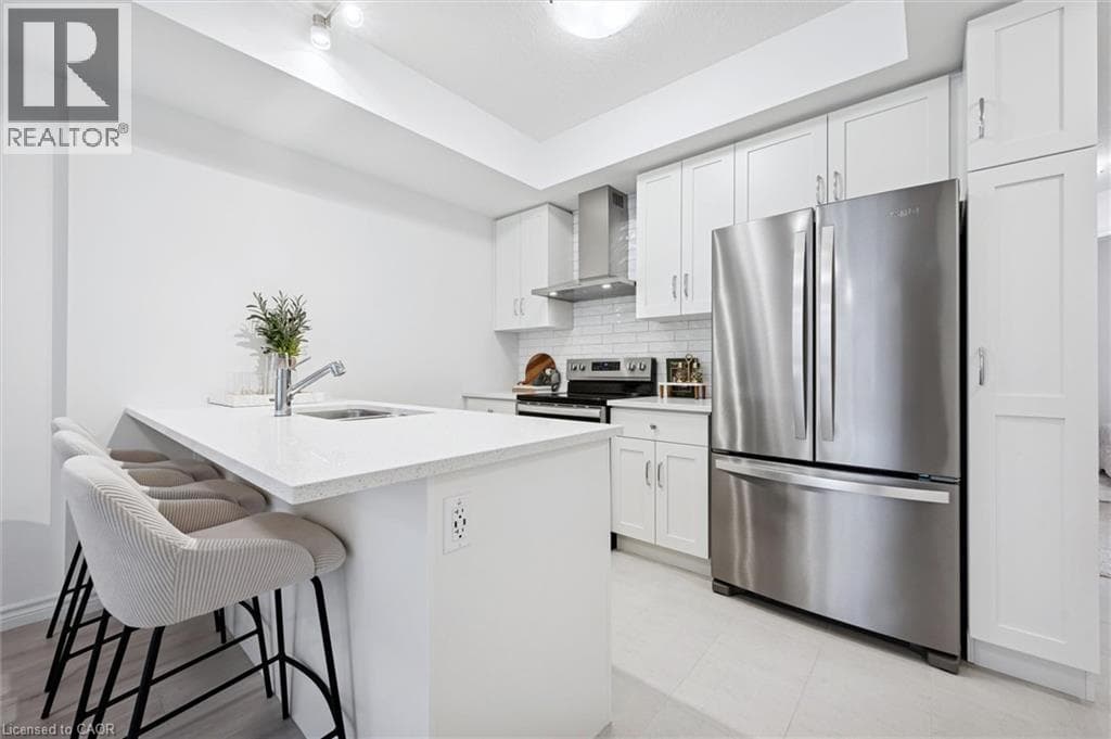 Townhouse for sale at 73 LOMOND Lane, Huron Park, Kitchener, Ontario, photo 11
