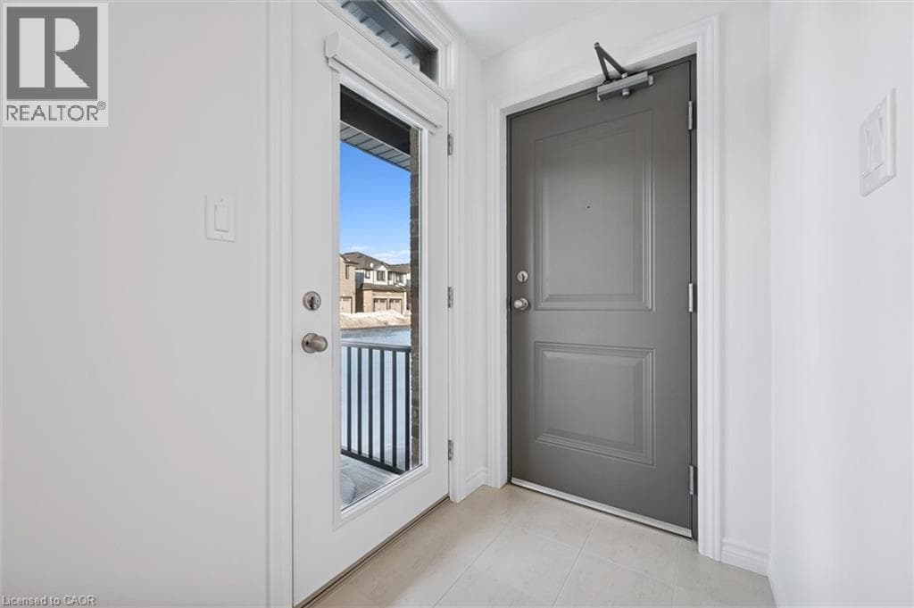 Townhouse for sale at 73 LOMOND Lane, Huron Park, Kitchener, Ontario, photo 4