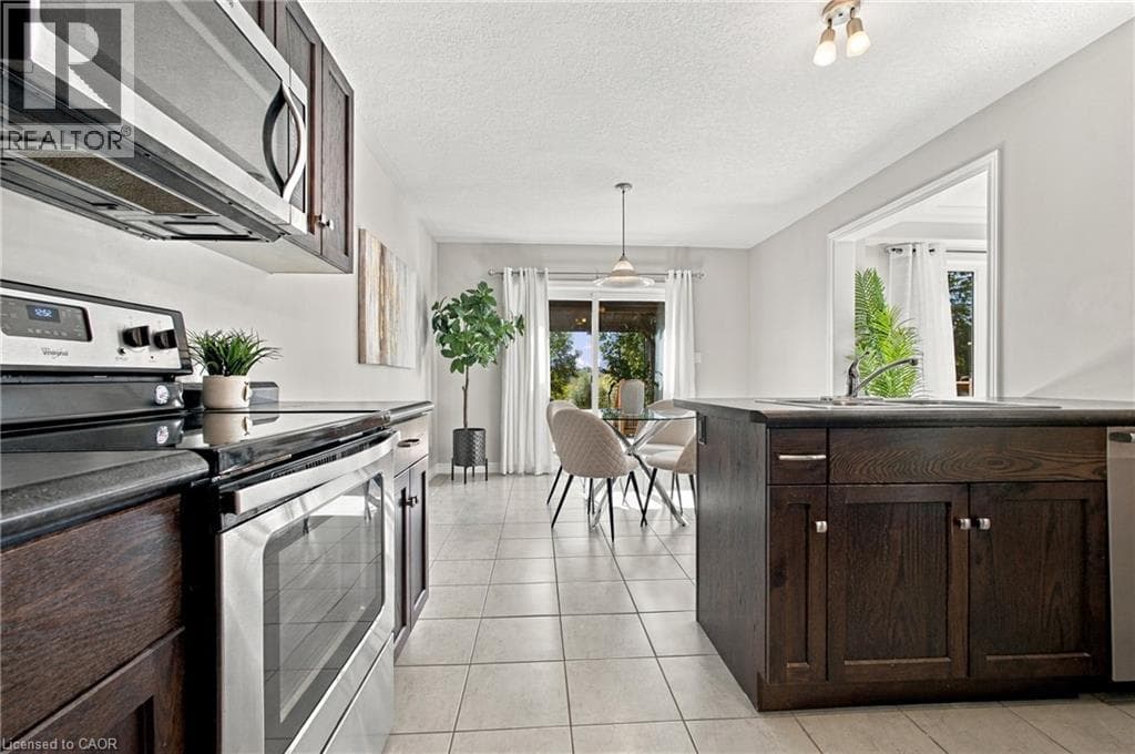 Detached for sale at 235 WILLIAM Street, Elmira, Woolwich, Ontario, photo 10