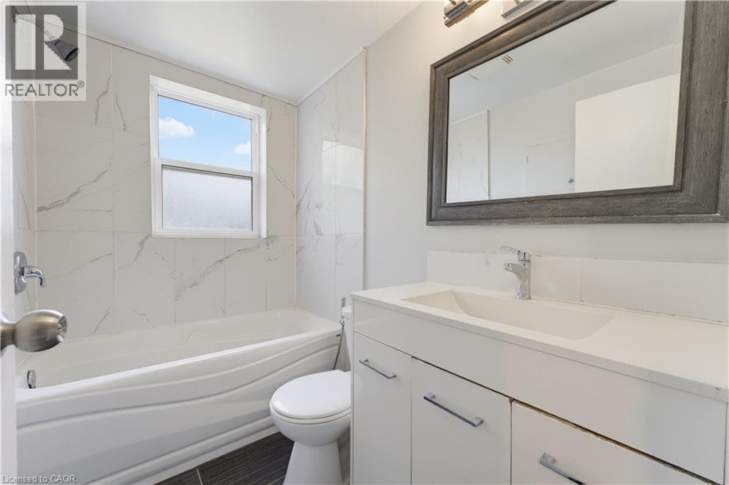 Multi-family for sale at 25 MEINZINGER Avenue, Southdale, Kitchener, Ontario, photo 17